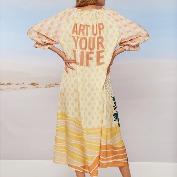 Me369 Amelia Puff Sleeve Maxi Dress in the Vacation print - Picture 8 of 9